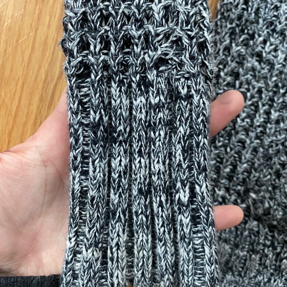 American Eagle Chunky Waffle Knit Cardigan - Picture 5 of 9